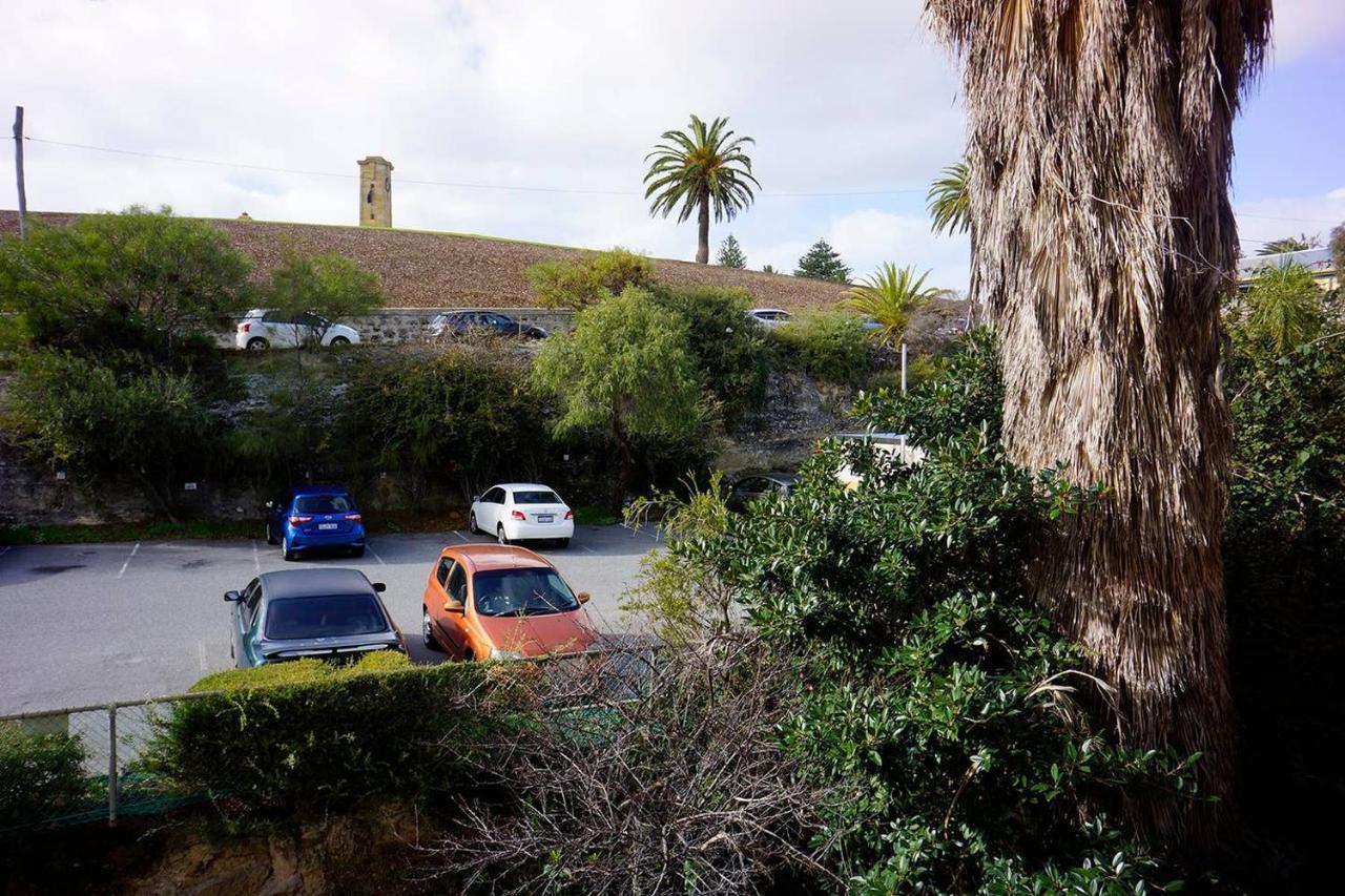Studio 101 - First Floor Fremantle Studio Apartment Exteriör bild
